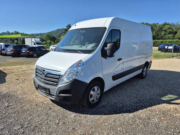 Opel Movano 2.2Dci L2H2 - foto 2