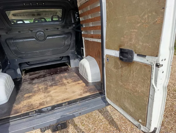 Citroën Jumper 2.2 HDi 6míst tařné - foto 13