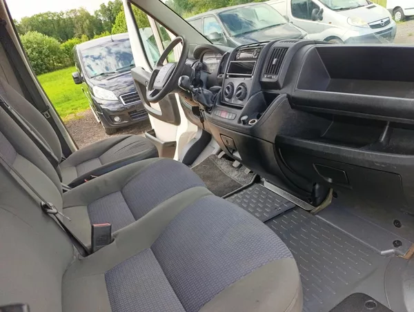 Citroën Jumper 2.2 HDi 6míst tařné - foto 8