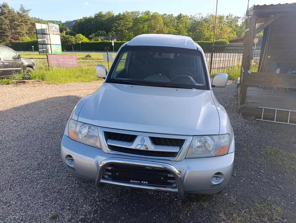 Mitsubishi Pajero 3.2 DID GLX A/T - foto 4