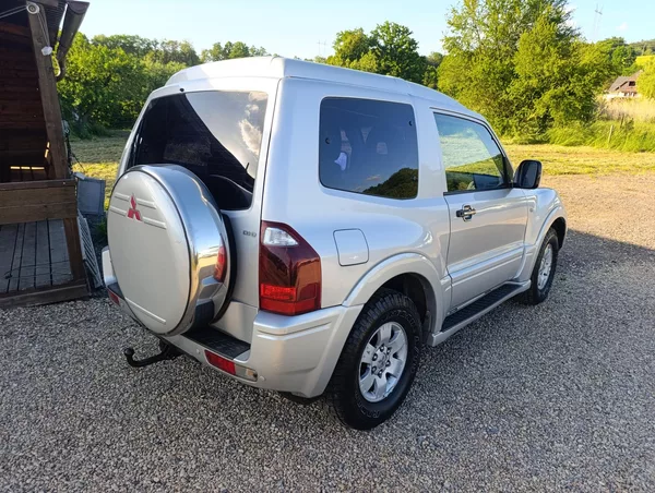 Mitsubishi Pajero 3.2 DID GLX A/T - foto 6