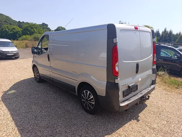 Opel Vivaro 2.0 DCi tažné DPH klima - foto 10