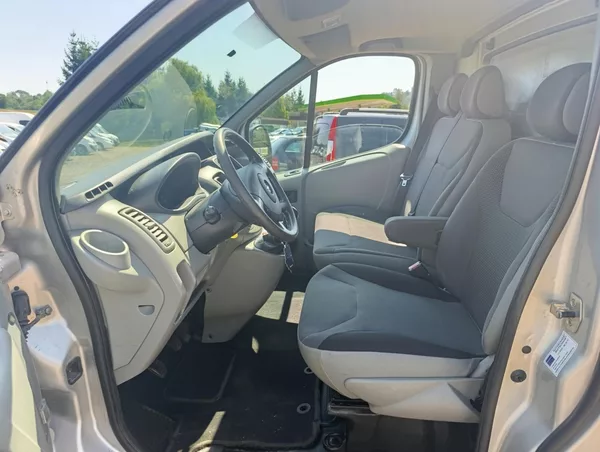 Opel Vivaro 2.0 DCi tažné DPH klima - foto 15
