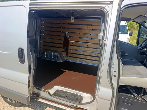 Opel Vivaro 2.0 DCi tažné DPH klima - foto 16