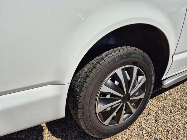 Volkswagen Transporter 2.0Tdi 9Míst - foto 23