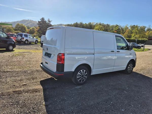 Volkswagen Transporter 2.0Tdi - foto 9