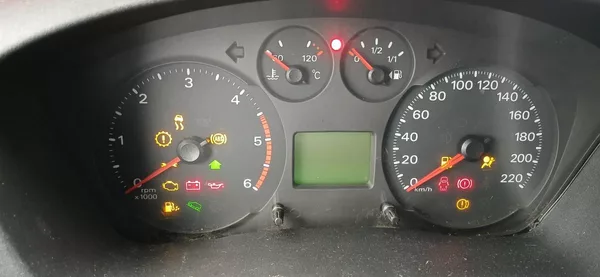 Ford Transit 2.2TDCI 9 míst servis historie - foto 12