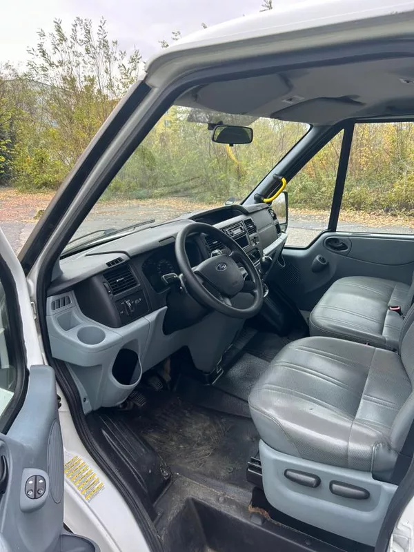 Ford Transit 2.2TDCI 9 míst servis historie - foto 18