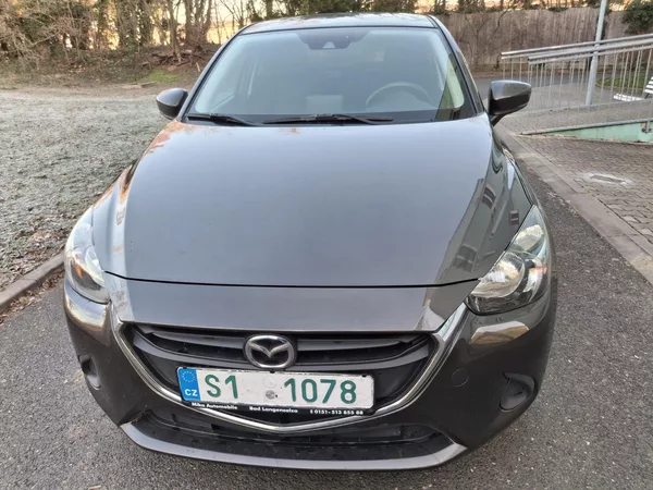 Mazda 2 1.5 benzin 66 kw max. výbava - foto 16