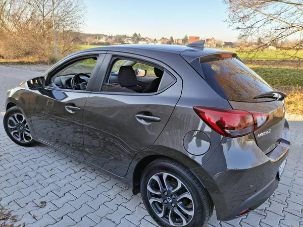 Mazda 2 1.5 benzin 66 kw max. výbava - foto 7