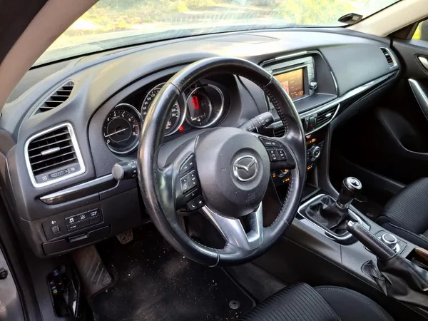 Mazda 6 2.0 benzin 121kw - foto 13