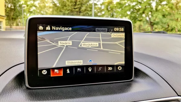 Mazda 3 benzin 121 kw sport line - foto 37