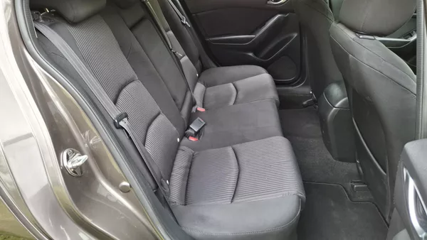 Mazda 3 benzin 121 kw sport line - foto 39