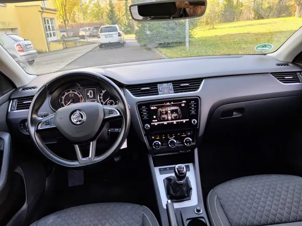 Škoda Octavia 1.4TSI 110 kw servisní histori - foto 18