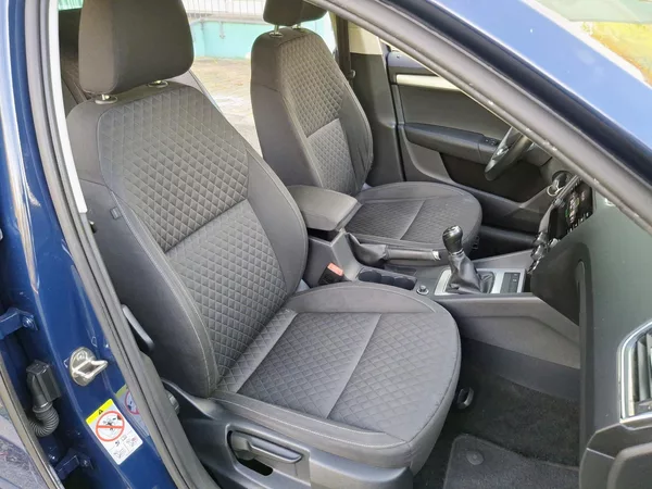 Škoda Octavia 1.4TSI 110 kw servisní histori - foto 23
