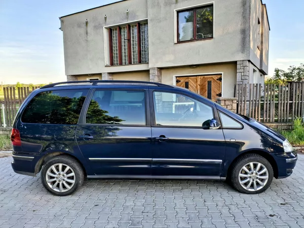 Volkswagen Sharan 1.9 TDI 85kw 4x4 - foto 17