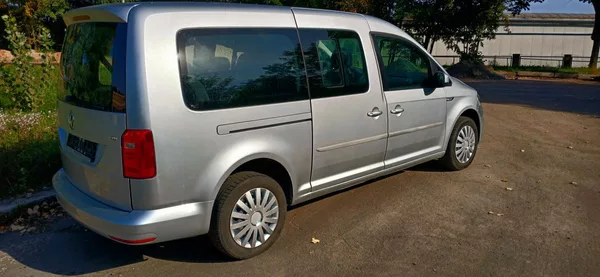 Volkswagen Caddy 2.0 TDI Maxi 7 míst - foto 11