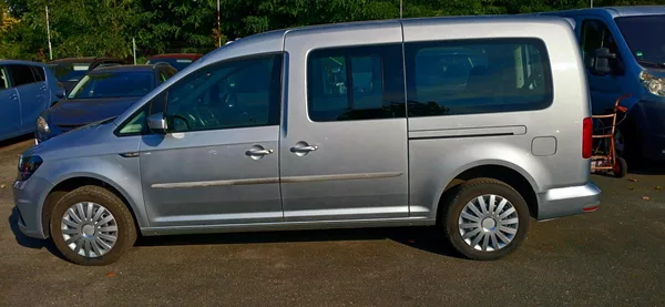 Volkswagen Caddy 2.0 TDI Maxi 7 míst - foto 14