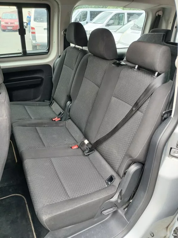 Volkswagen Caddy 2.0 TDI Maxi 7 míst - foto 29