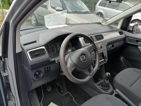 Volkswagen Caddy 2.0 TDI Maxi 7 míst - foto 33