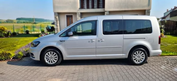 Volkswagen Caddy 2.0 TDI Maxi 7 míst - foto 50