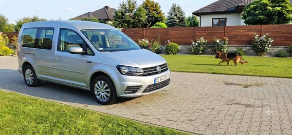 Volkswagen Caddy 2.0 TDI Maxi 7 míst - foto 62