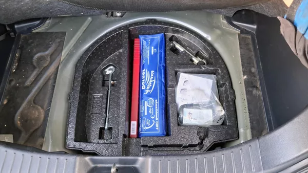Mazda 2 1.5 66 kw servisní historie - foto 24
