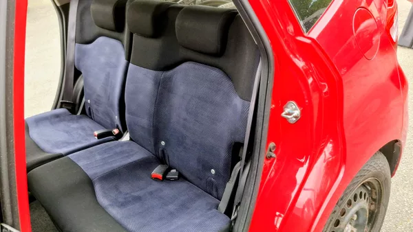 Honda Jazz 1.2 benzin 66 kw Facelit - foto 17