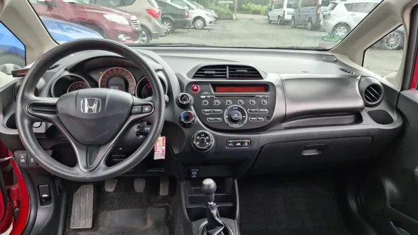 Honda Jazz 1.2 benzin 66 kw Facelit - foto 20