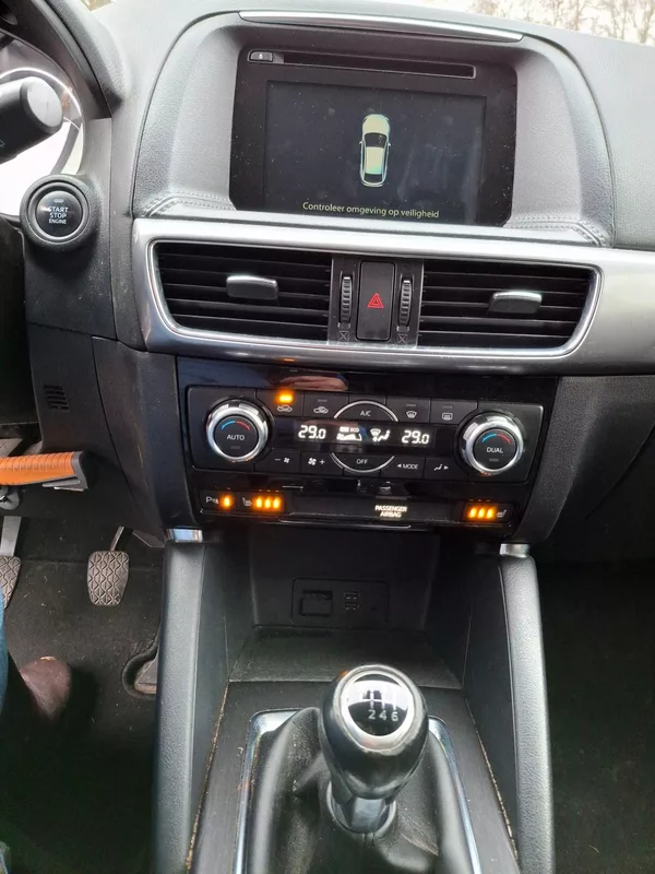 Mazda CX-5 2.0 121 kw Rezervace - foto 32