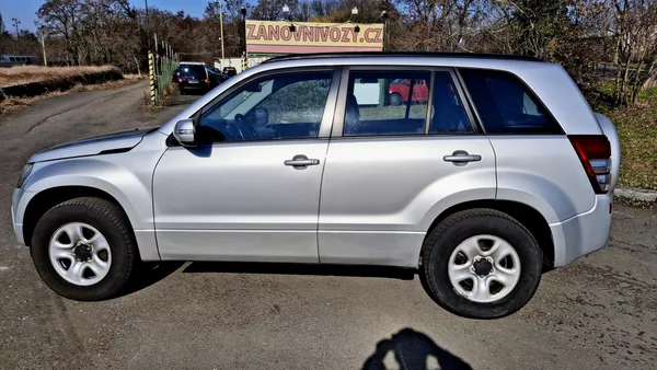Suzuki Grand Vitara 2.0 4x4 servisní historie - foto 16