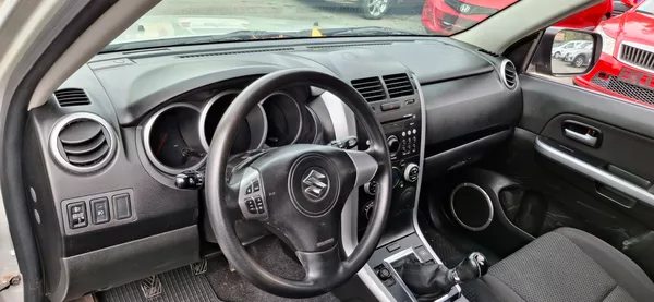 Suzuki Grand Vitara 2.0 4x4 servisní historie - foto 32