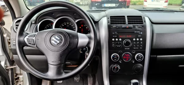Suzuki Grand Vitara 2.0 4x4 servisní historie - foto 39