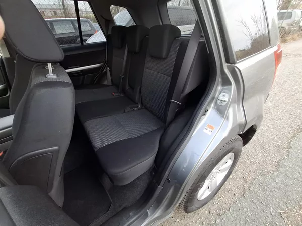 Suzuki Grand Vitara 2.0 benzin Rezervace - foto 23