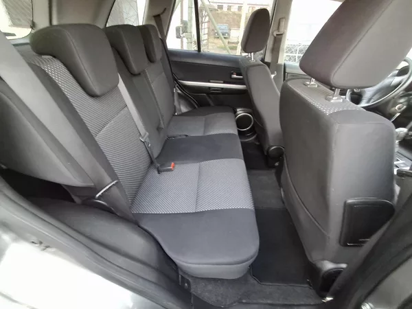 Suzuki Grand Vitara 2.0 benzin Rezervace - foto 24