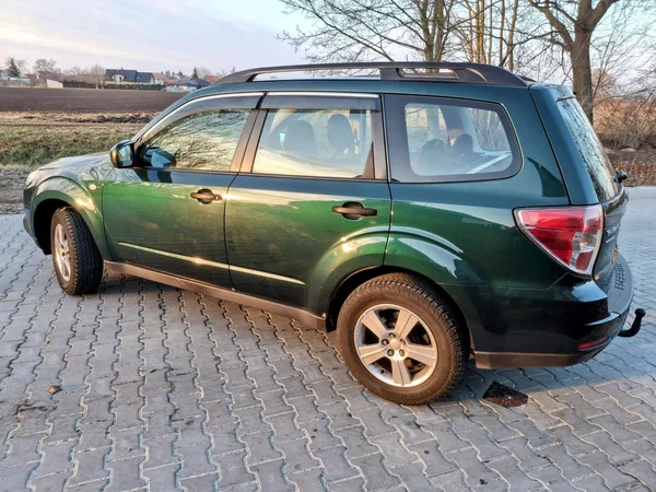 Subaru Forester 2.0 110 kw 4x4 Rezervace - foto 9