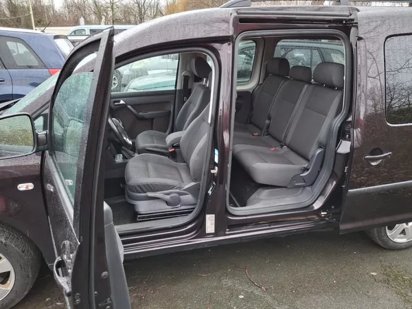 Volkswagen Caddy Maxi TDI 4x4 7 míst - foto 15