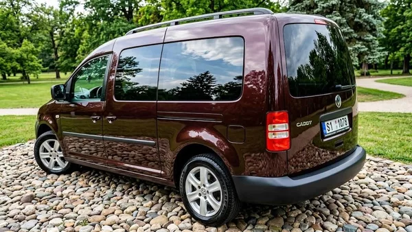Volkswagen Caddy Maxi TDI 4x4 7 míst - foto 2