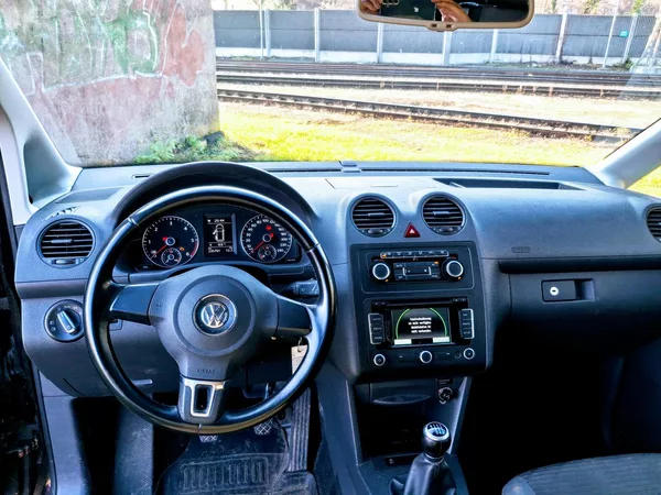 Volkswagen Caddy Maxi TDI 4x4 7 míst - foto 22