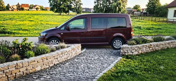 Volkswagen Caddy Maxi TDI 4x4 7 míst - foto 74