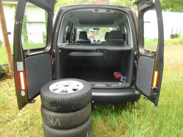 Volkswagen Caddy 2.0TDI 4x4 servis. historie - foto 9