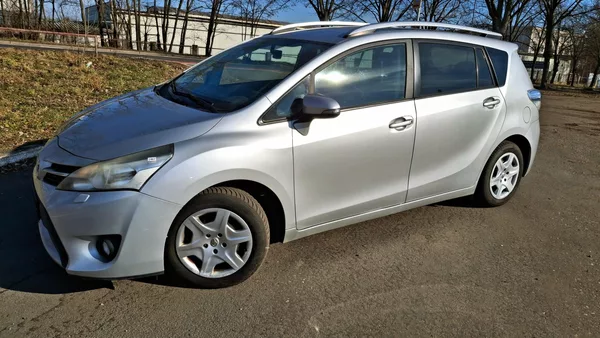 Toyota Verso 1.6 97 kw Facelit 1. majitel - foto 8