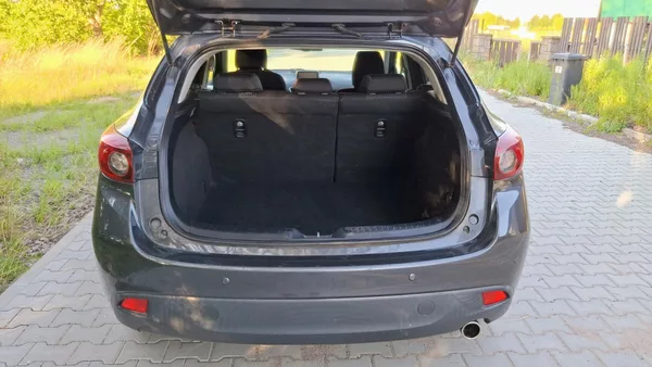 Mazda 3 1.5 benzin - foto 8