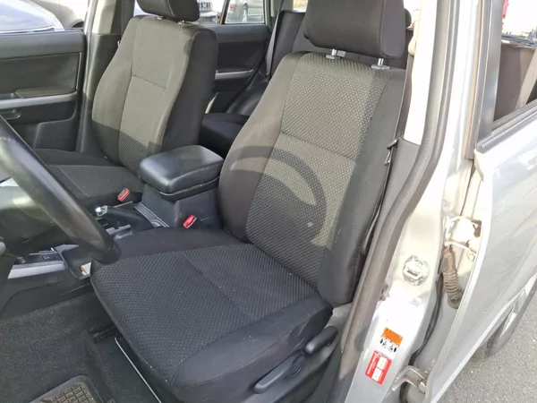 Suzuki Grand Vitara 2.0 benzin 103 kw 4x4 - foto 13