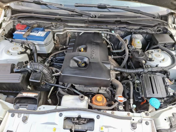 Suzuki Grand Vitara 2.0 benzin 103 kw 4x4 - foto 9