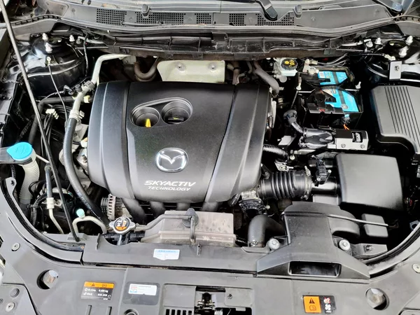 Mazda CX-5 2.0 benzin Rezervace - foto 26