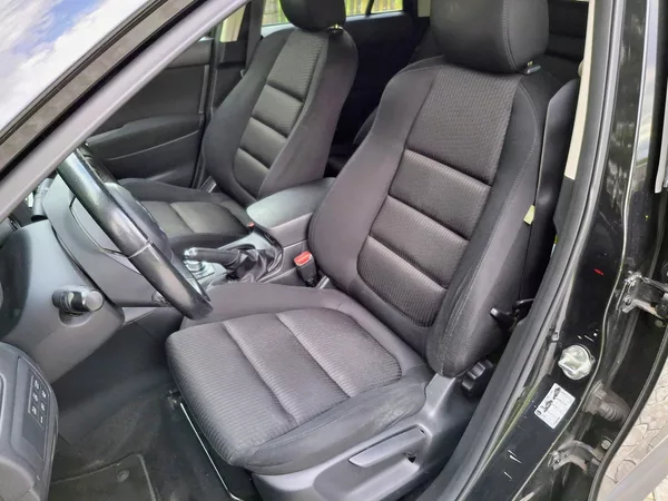 Mazda CX-5 2.0 benzin Rezervace - foto 37