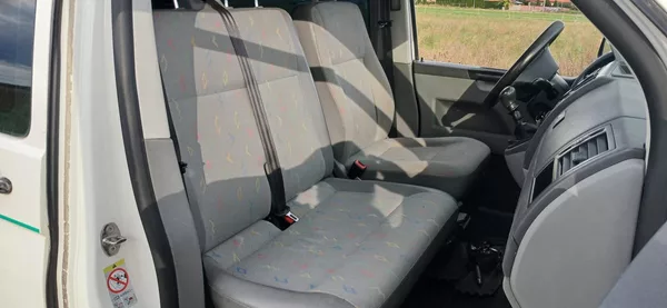 Volkswagen Transporter 1.9 TDI L2 H2 9míst LONG - foto 17