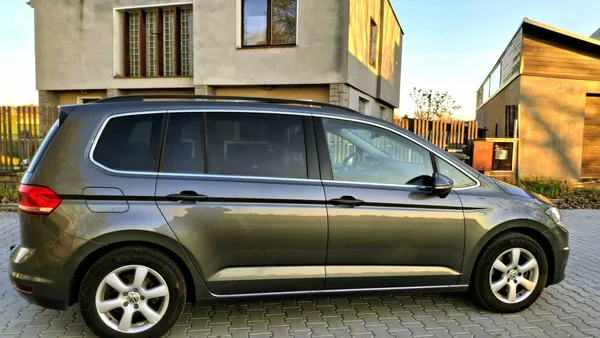 Volkswagen Touran 1.4 TSI KOMFORT 7 míst