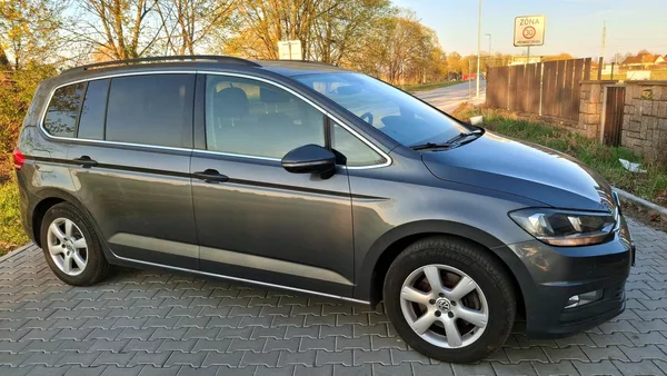 Volkswagen Touran 1.4 TSI KOMFORT 7 míst - foto 13